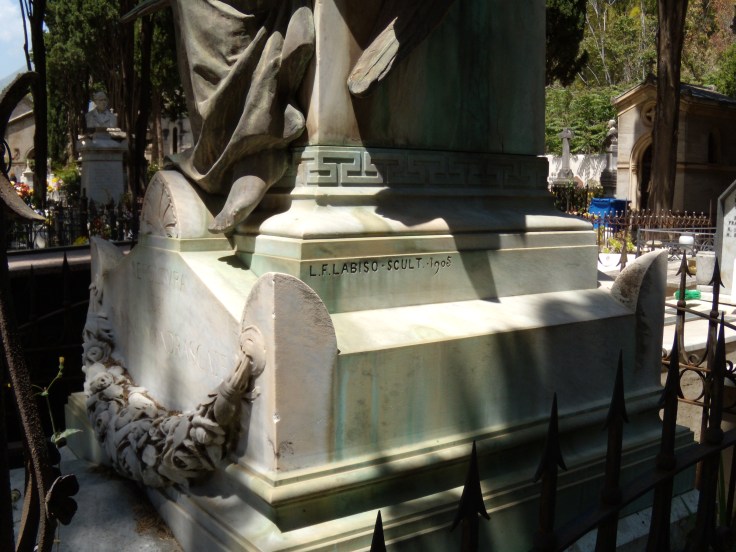 Monumento Mandrascate - firma