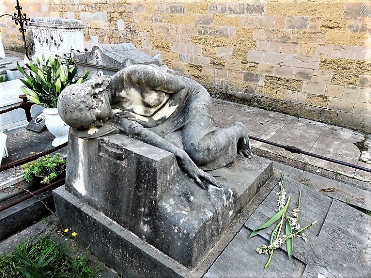 monumento_perdichizzi_2